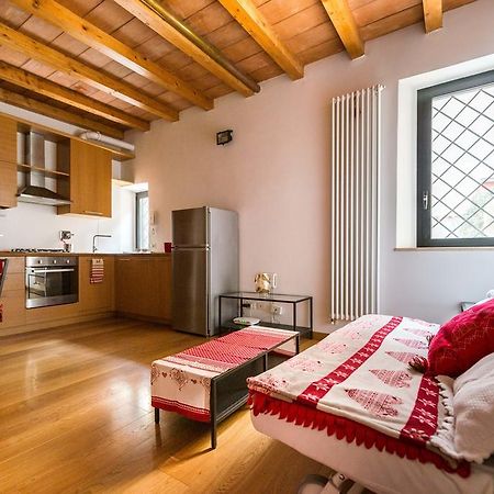 Apartment Polveriera Colosseum Rome Exterior photo